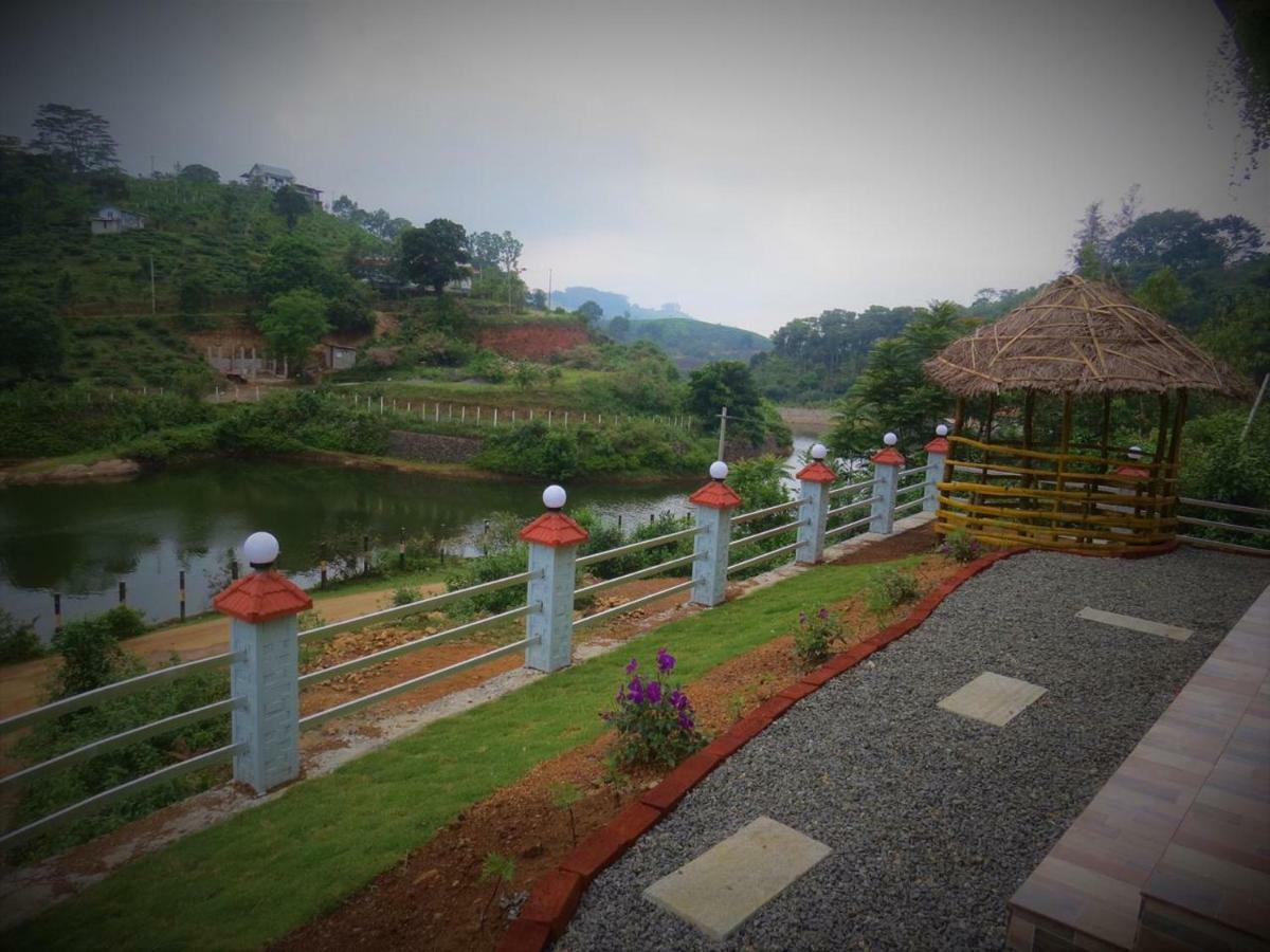 Honeybee Residency Vagamon Villa Bagian luar foto